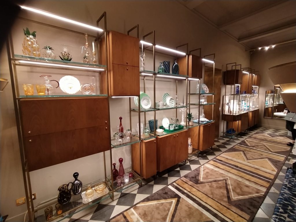 f08cf1fd-a1a1-47e0-900b-2da0a67e9ba6